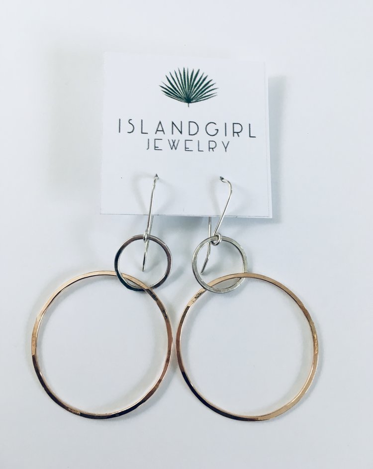 Two Tones Circles Earrings