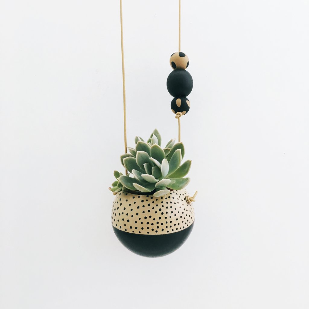 Mini Hanging Sphere Planter- Natural/Black w/Black Dots – Golden Hour Gift  Co