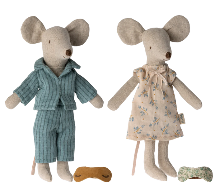 Mom & Dad Mice (In Cigar Box)
