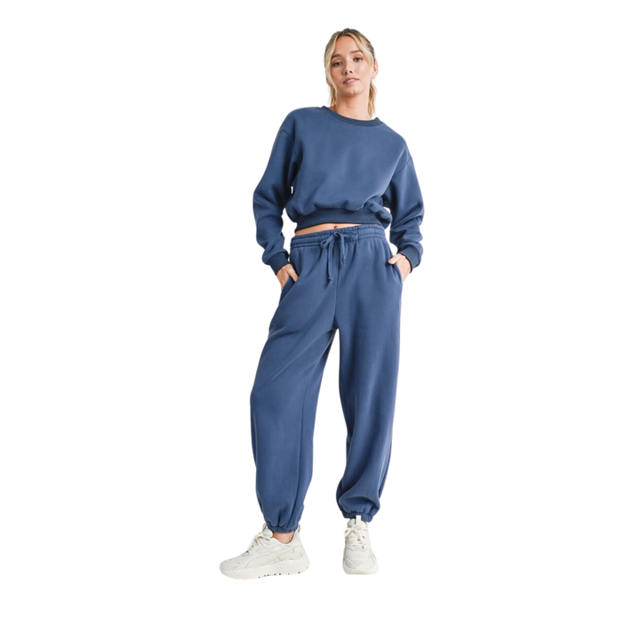 Cropped Sweatshirt Sweatpants Set