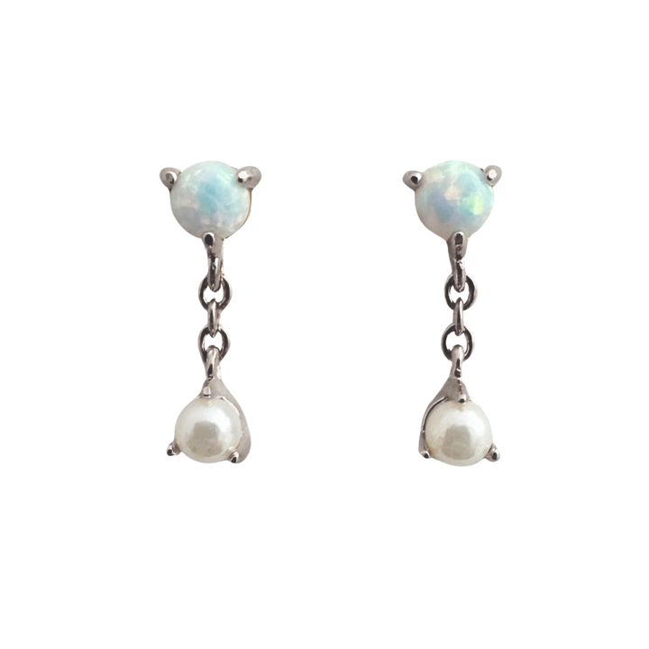 Cosmic Chain Studs