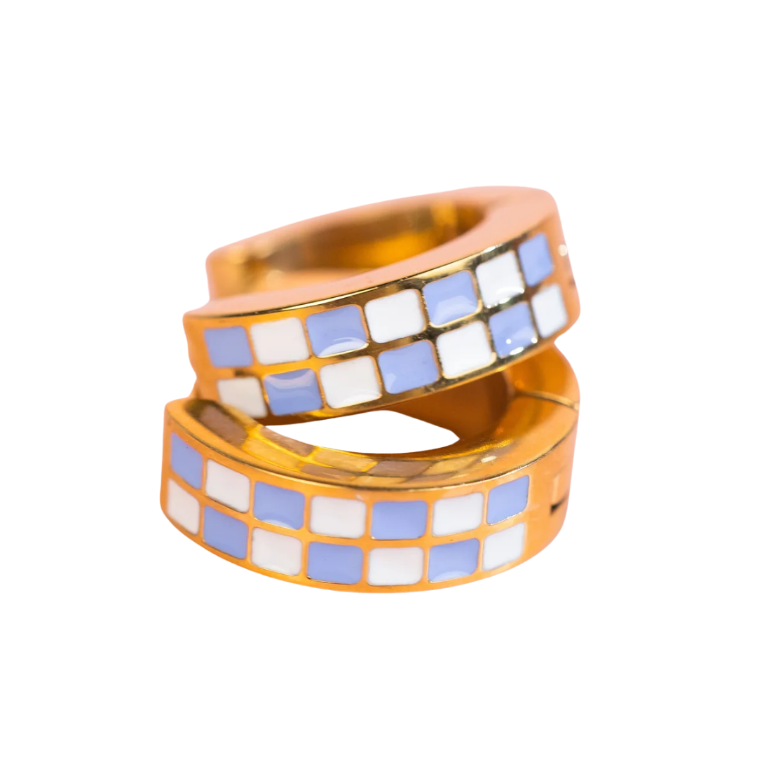 Periwinkle Checkered Huggies