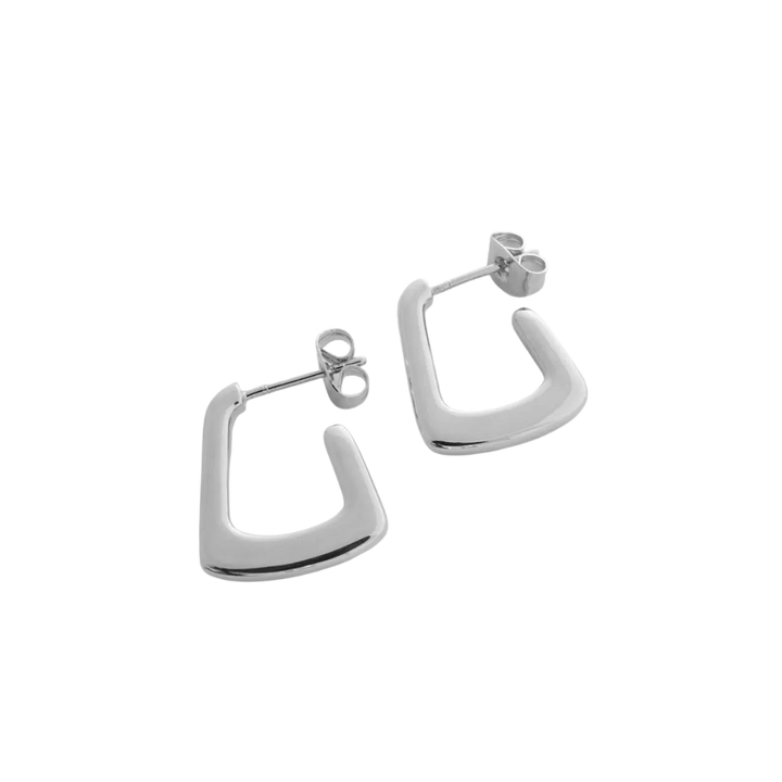 Demi Hoops