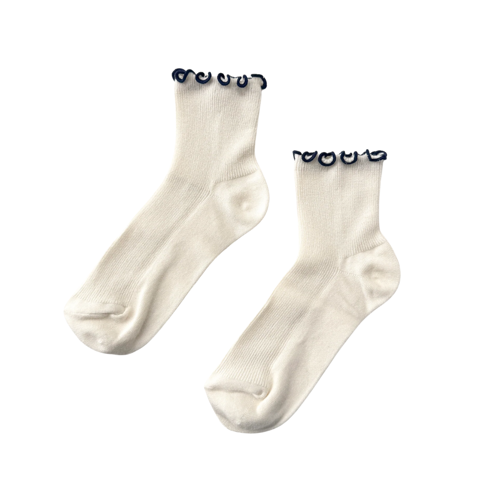 The Petite Ruffled Modal Socks