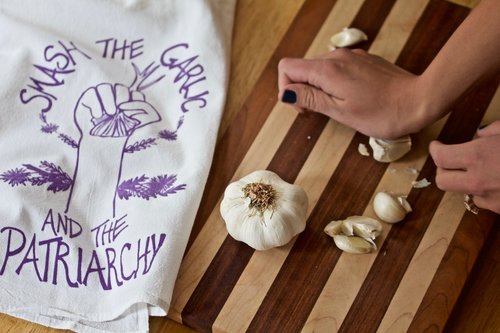 Tea Towel-Smash The Garlic And The Patriarchy