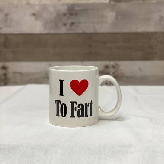 I (Heart) To Fart Giant Mug