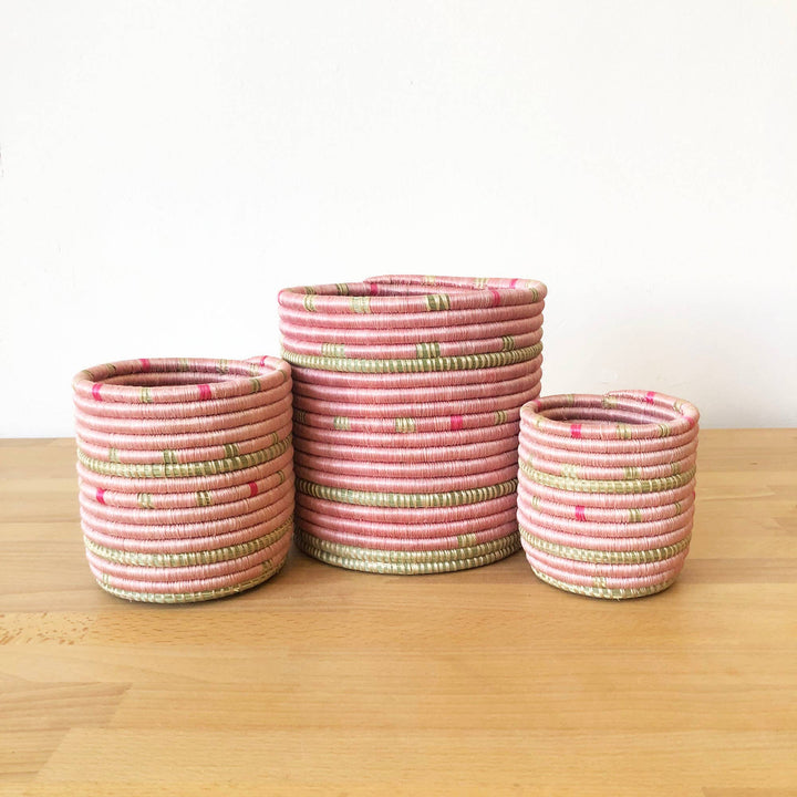 Muyaga Basket Planter