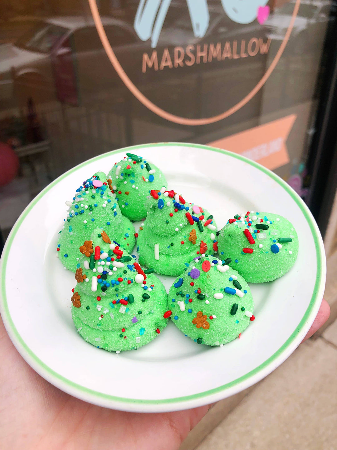 Christmas Marshmallow Treeeeeats