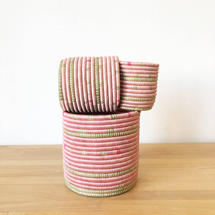Muyaga Basket Planter