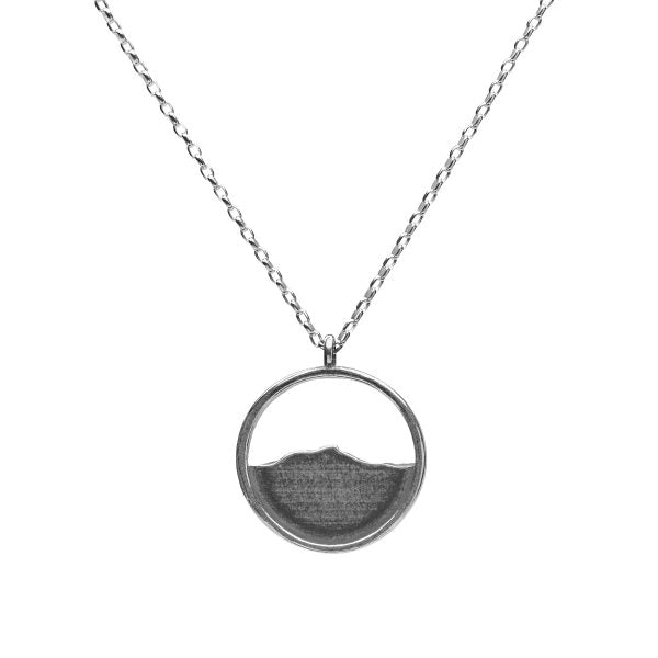 Camel's Hump Silhouette Necklace - Silver - Small
