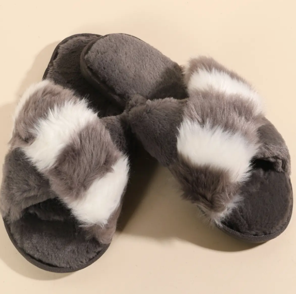 Color Block Furry Slippers - Gray