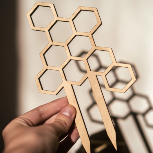 7.5" Honeycomb Plant Trellis Stakes