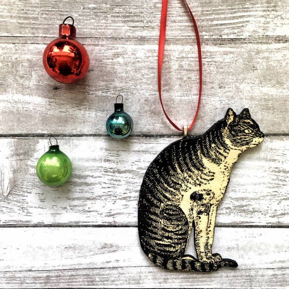 Cat in Profile Christmas Ornament