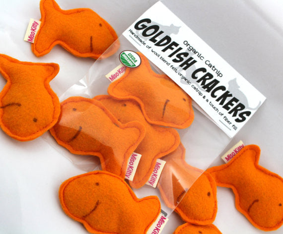 Catnip Cat Toy Goldfish Crackers