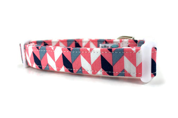 Pink and Gray Geometric Dog Collar with Plastic Buckle (XS)